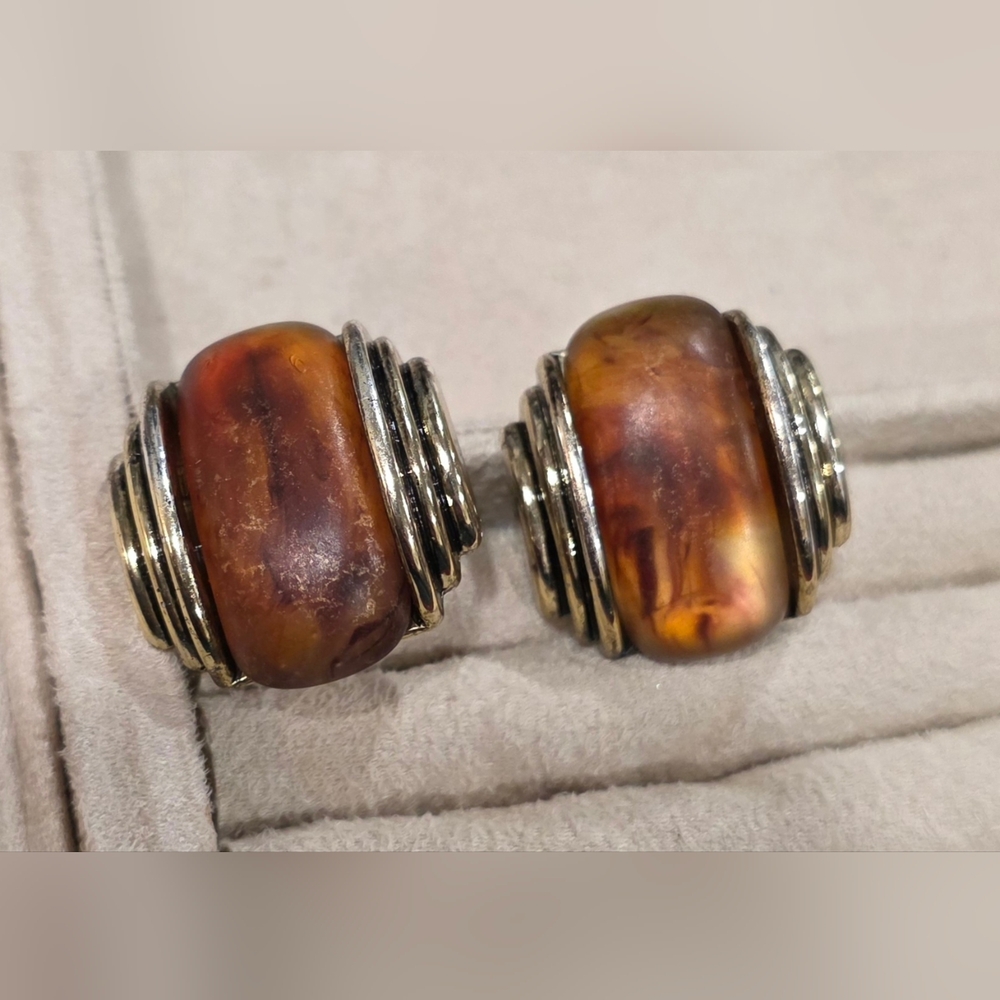 Lightweight, Vintage Amber-colored Clip-on Earrings